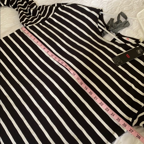 LEVI’S Women’s Black & White Striped Long Sleeve Top Plus Size 3XL NWT - Picture 9 of 12